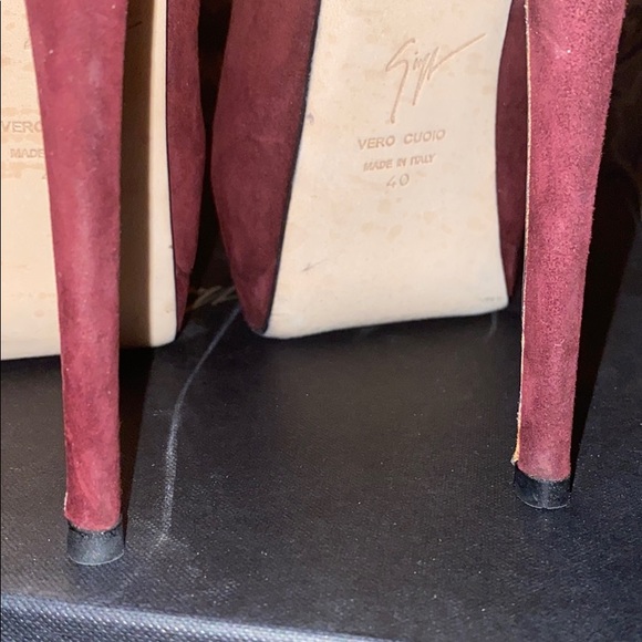 Giuseppe Zanotti Sharon 105 Peep Toe Pump - Picture 9 of 11